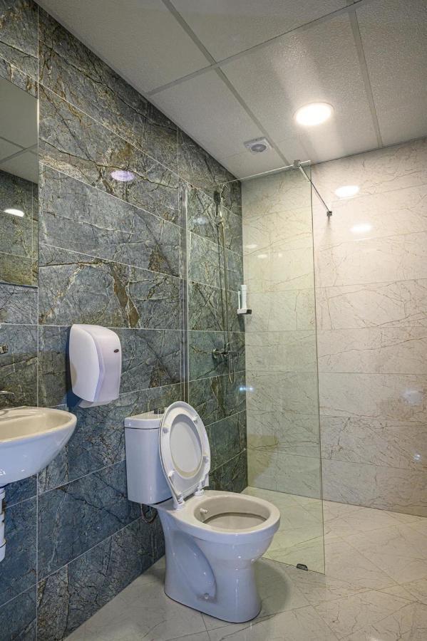 Хотел Добруджа Shumen Exteriör bild